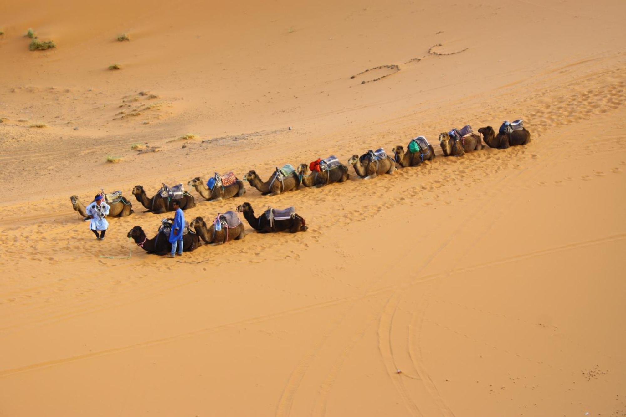 Merzouga Highdune Camp With Heated Tents Exterior photo