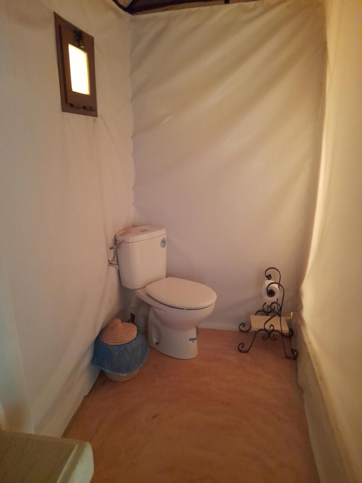 Merzouga Highdune Camp With Heated Tents Exterior photo